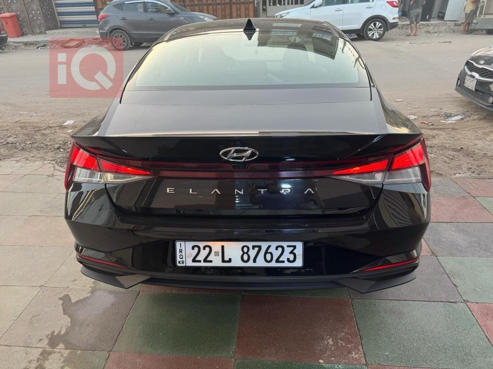 هیوندای ئەلەنترا